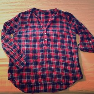 Plaid shirt w/rollable, button-up cuffs